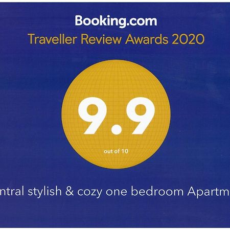 Central Stylish & Cozy One Bedroom Apartment - Adela Accommodation - Ideal For Long Stays Bukares Bagian luar foto